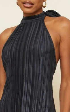 Black Plisse High Neck Low Back Maxi Dress -Serenova Dresses Shop 8eb44d222f51f27a2cdd6d9314a7e04b4672c825 cnd2061 4