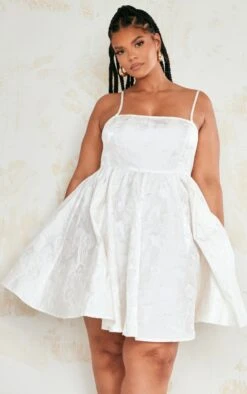 Plus Cream Jacquard Shift Dress -Serenova Dresses Shop e0e0bfb7e01ff2b5fd4844d0f33bab3e1c180d3a cne0797 3